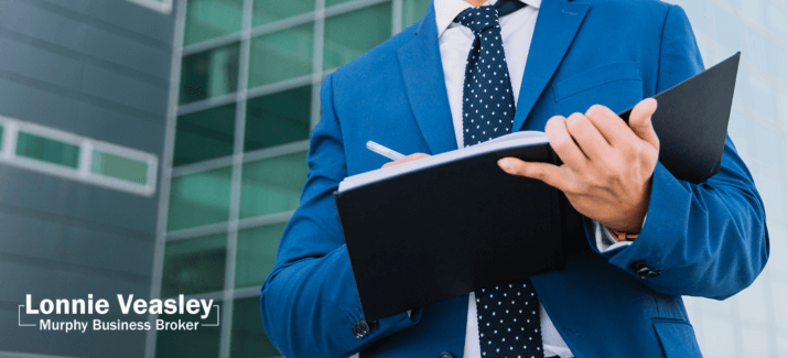 How a Business Broker Can Help Sell Your Business Quickly
